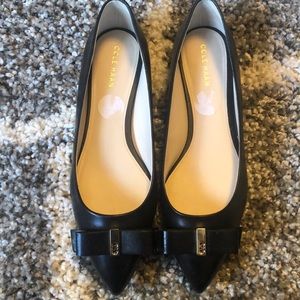 Cole Haan Bow Flats size 6.5